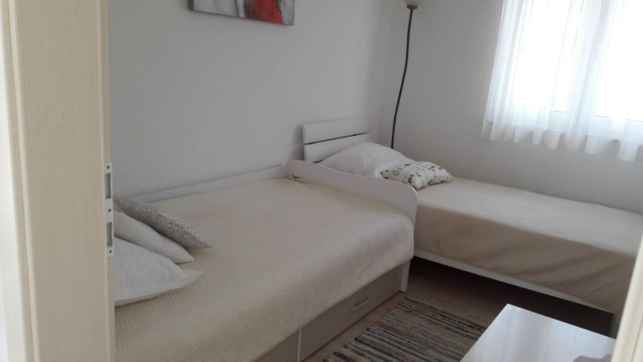 הוילה Plano House Viki מראה חיצוני תמונה