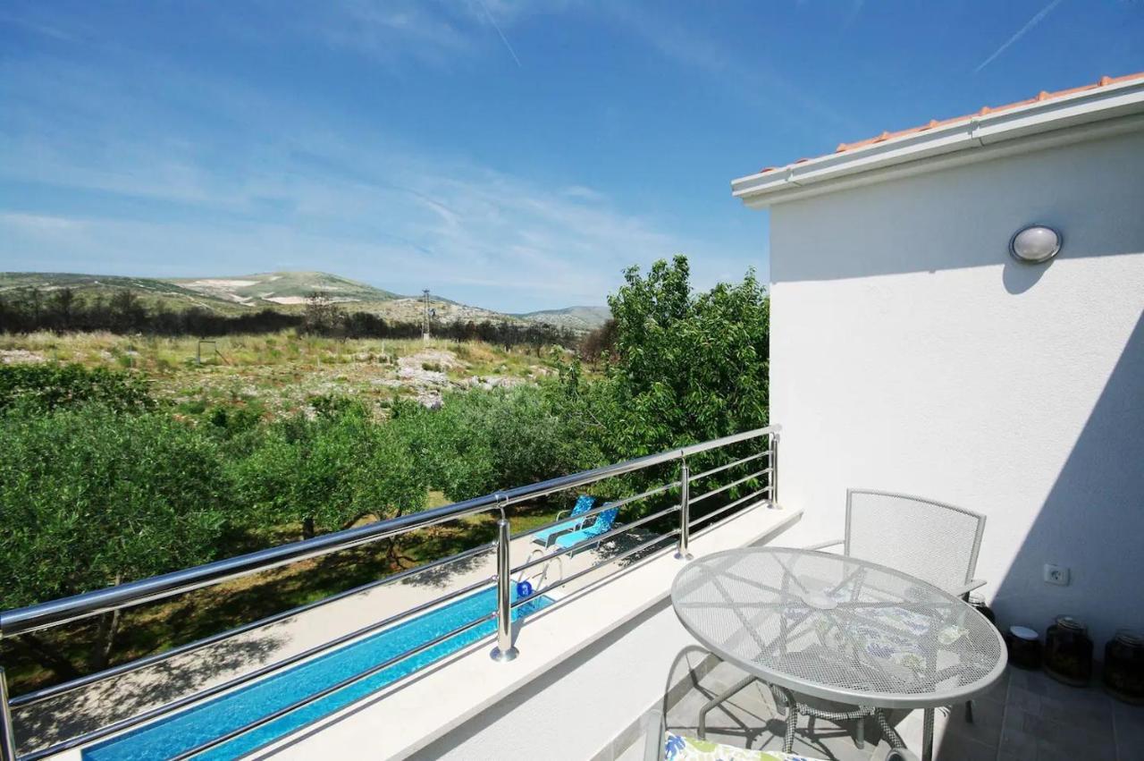 הוילה Plano House Viki מראה חיצוני תמונה